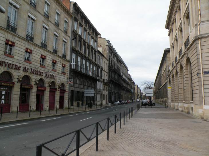 rue Ferrère